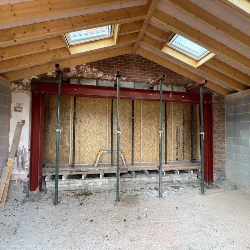 Steel-supported opening with underpinning - Extension Ackworth